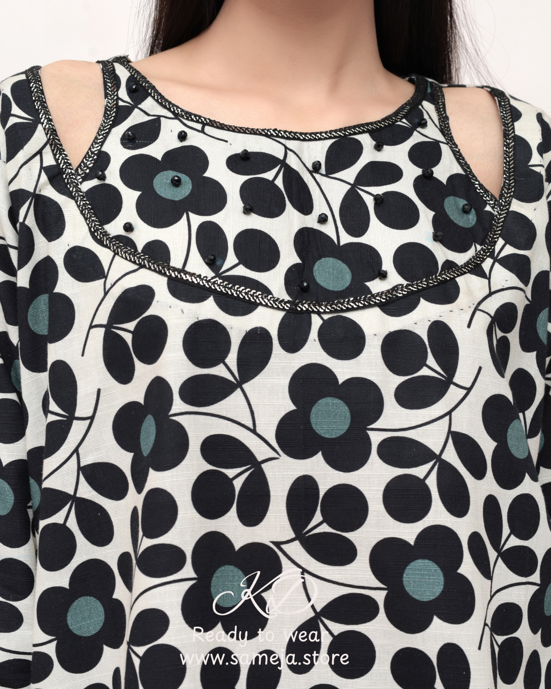 Black Blossom 3-Piece