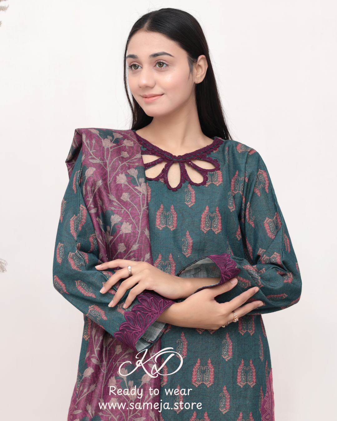 Zaitoon-e-Banafsha 3-Piece